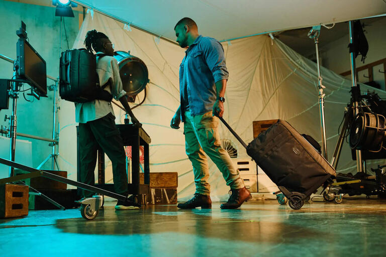 Klar for produksjon med Tenba Cineluxe v2